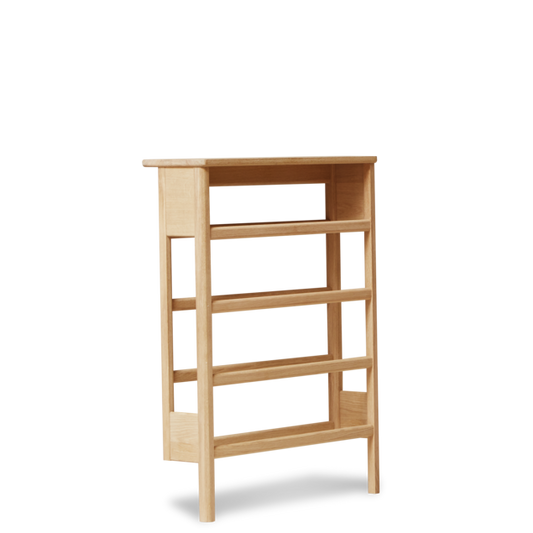 Sko reol i eg, set frs siden af, væghængt