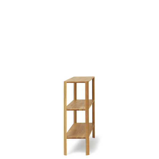 Møbel med 3 hylder set fra siden af