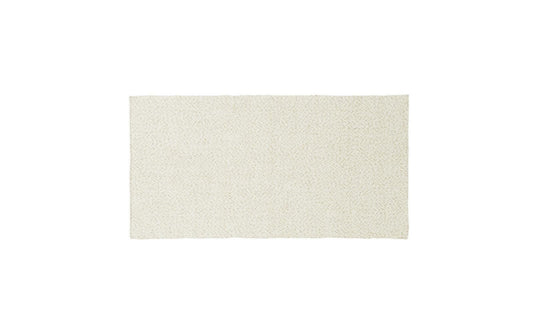 Beige tæppe aflangt